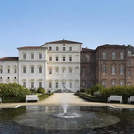Lucky House - Reggia & Stadium Venaria Reale