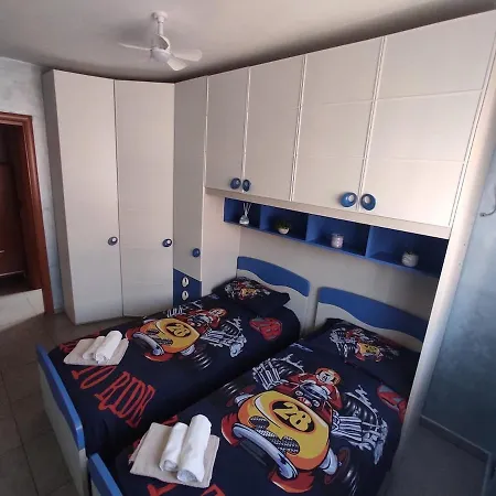 Lucky House - Reggia&stadium